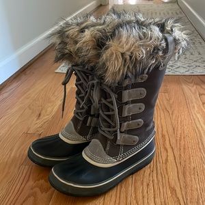 Sorel 8.5 Women’s Quarry Grey Joan of Arctic Winter Boots
